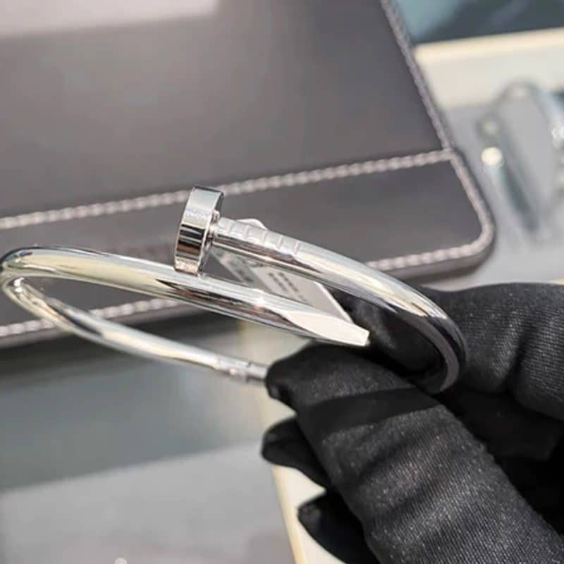vòng tay cuff